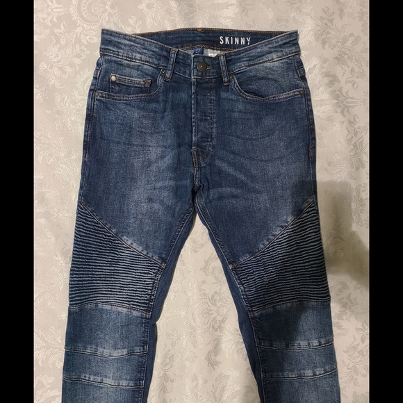 Stylish Motto Jeans - Picture 9 of 16